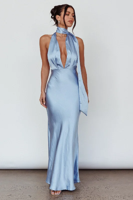 Stylish Outerwear Clothing For Women Relaxed Style Deals Italia Azure Halterneck Maxi Dress Blue Stylish Outerwear Clothing For Women Relaxed Style Deals Italia Azure Halterneck Maxi Dress Blue
