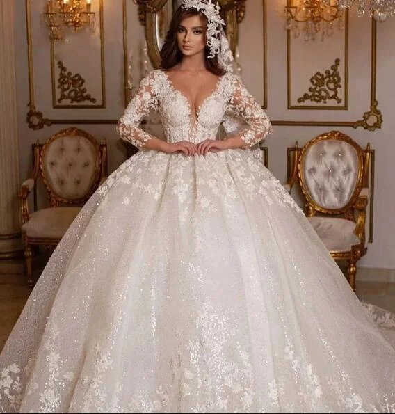 Women's Stylish Casual Garments Fashion Forward Femininity Vintage 2024 Lace Wedding Dresses Princess Ball Gown Beading Bridal Gowns Shinny Tulle Long Sleeves Ivory Dubai Marriage Dress